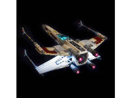 10240 LEGO Star Wars UCS X Wing Starfighter REAR Clean Light My Bricks 1000x[1]