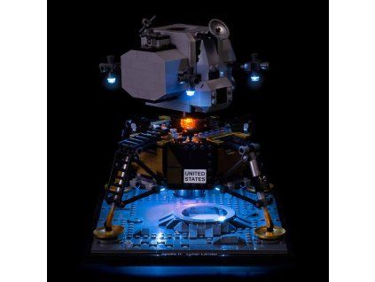 10266 LEGO NASAApollo11LunarLander2.0 lights on Light My Bricks 1000x[1]
