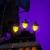 Captain Jack Sparrow 27s Pirate Ship 10365 close back lanterns Light My Bricks 50d8f487 d21e 496d bc24 3676889e33da[1]