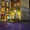Assembly Square 10255 Close Lamp[1]