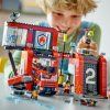 LEGO® Hasičská stanice s hasičským vozem 60414
