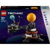 LEGO® Planeta Země a Měsíc na oběžné dráze 42179