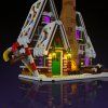Winter 20Village 20Gingerbread 20House 2010267 20 20Close Lamps 1000x
